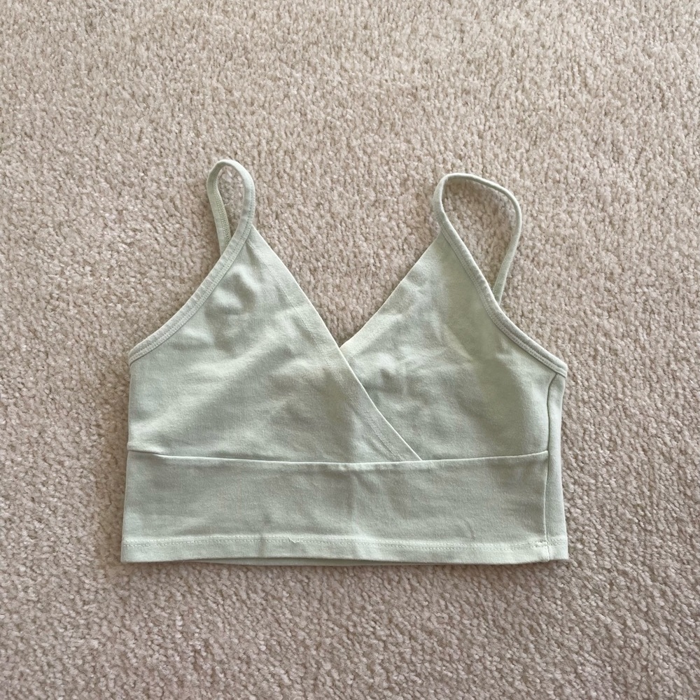NWOT Brandy Melville Amara Tank